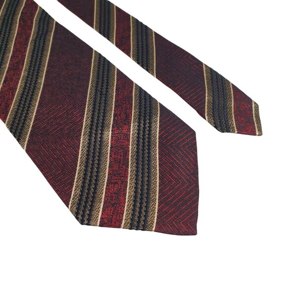 Daniel De Fasson Burgundy Striped Geometric Pattern Mens Tie Elegant Accessory - Picture 2 of 5
